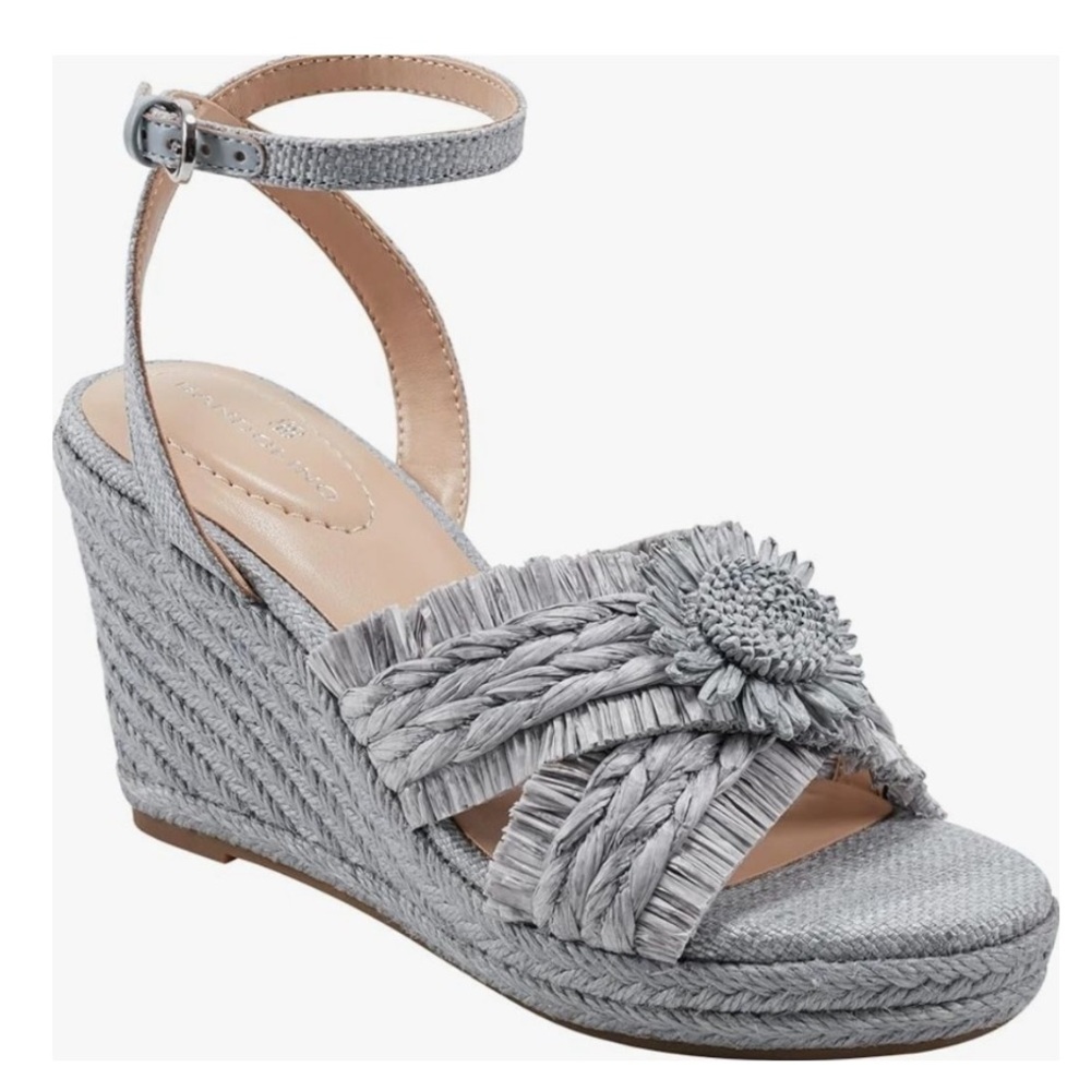 NWOB Bandolino Light Denim Blue Krista Wedge Sandals (10M)